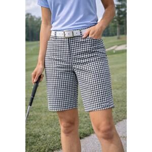 Izod CoolFX Size Black White Bermuda Tech Golf Preppy Shorts Performance Size 6